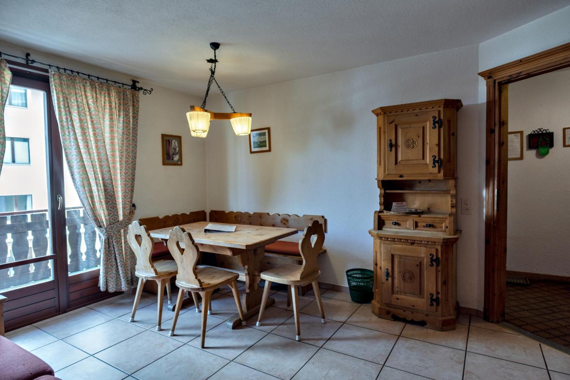 Silva Appartments And Rooms Silvaplana Oda fotoğraf